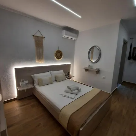 Anestis * Τορώνη