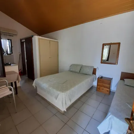 Anestis * Τορώνη