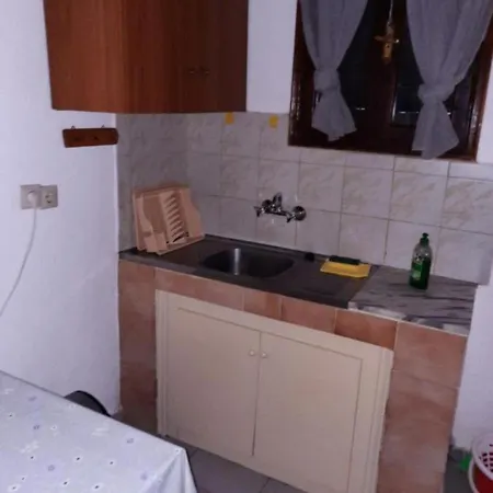 Anestis * Τορώνη